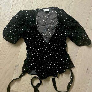 Puff sleeve blouse